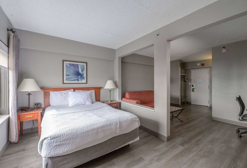 La Quinta By Wyndham New Haven