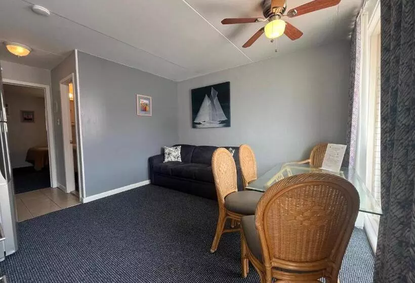 モーテル Granada Ocean Resort