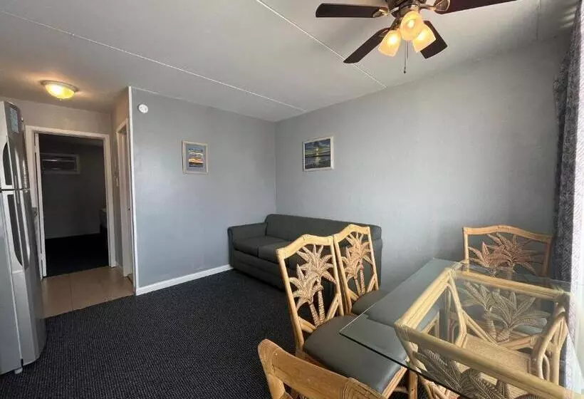 モーテル Granada Ocean Resort