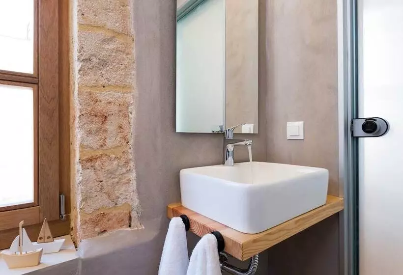 Hotelli Aelios Design