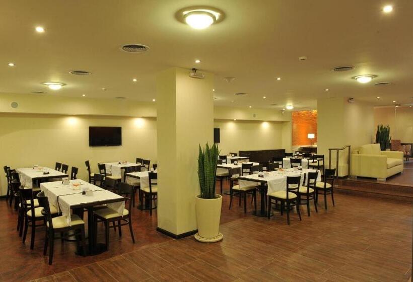 هتل Intersur San Telmo