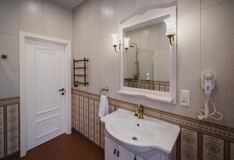 Nocleg ze śniadaniem Boutique Hotel Renaissance