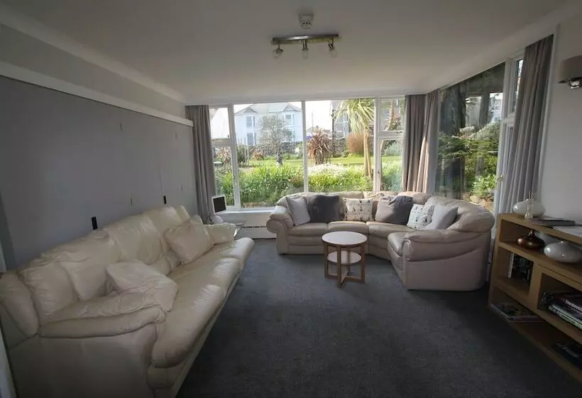 Aamiaismajoitus (B&B) The Mustard Tree