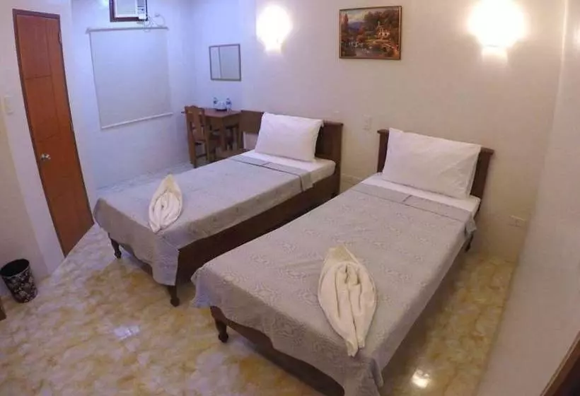 Hotelli Benjie S Place