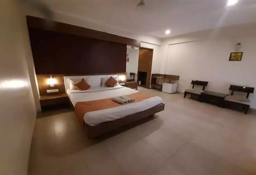 هتل Sanskruti Heritage Resort