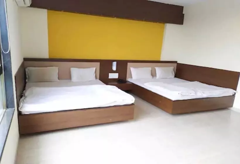 هتل Sanskruti Heritage Resort