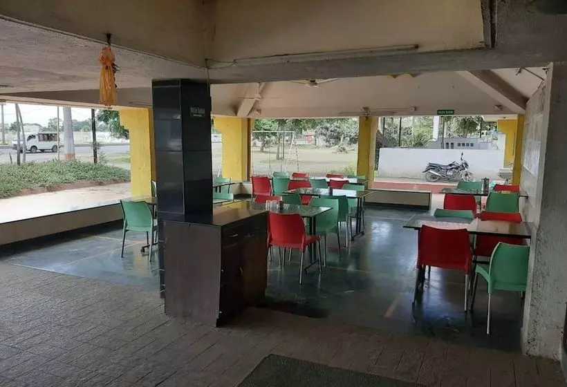 هتل Sanskruti Heritage Resort
