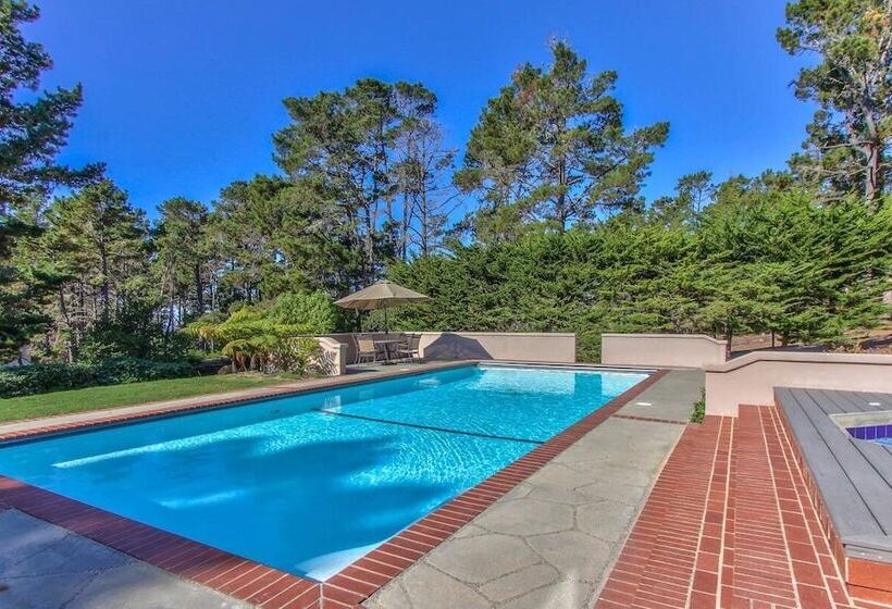 Lx33: Luxury Vacation Villa On Pebble Beach With Pool