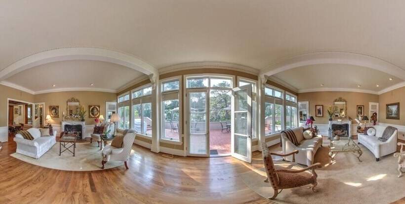 Lx33: Luxury Vacation Villa On Pebble Beach With Pool