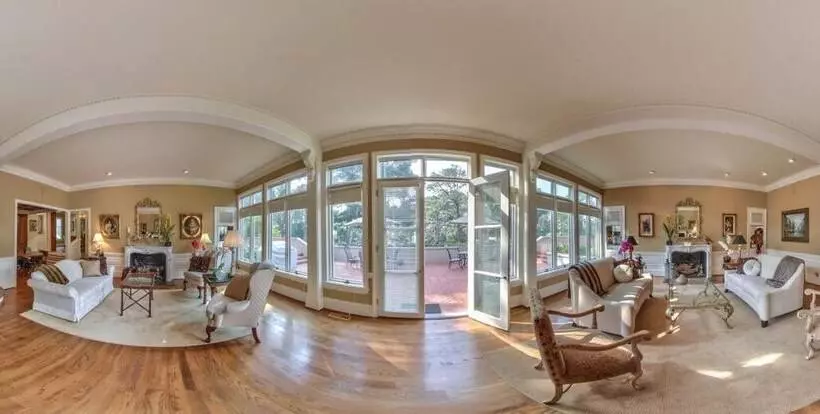 Lx33: Luxury Vacation Villa On Pebble Beach With Pool