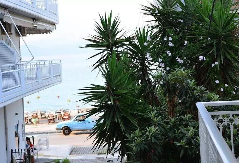 Mara S Apartments