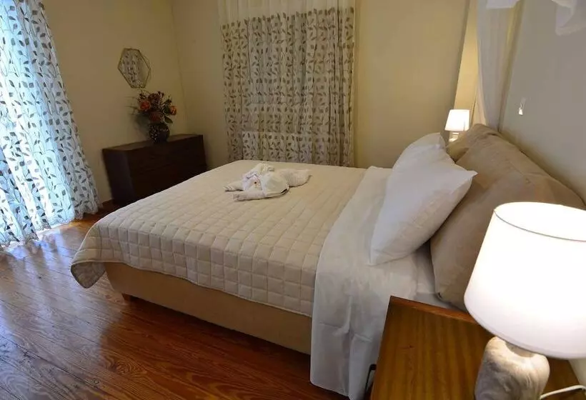 Mara S Apartments