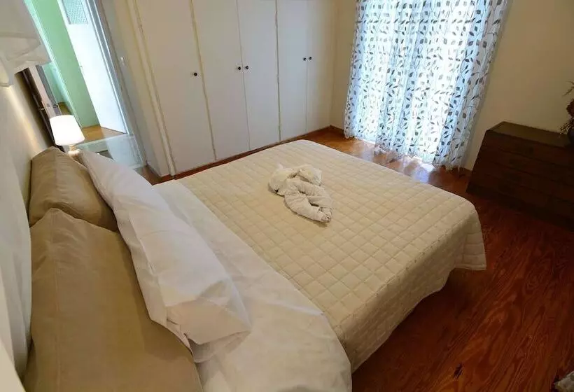 Mara S Apartments
