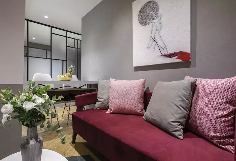 Olvios Luxury Suites