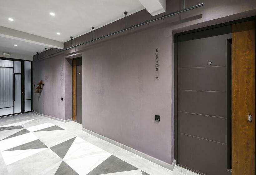 Olvios Luxury Suites