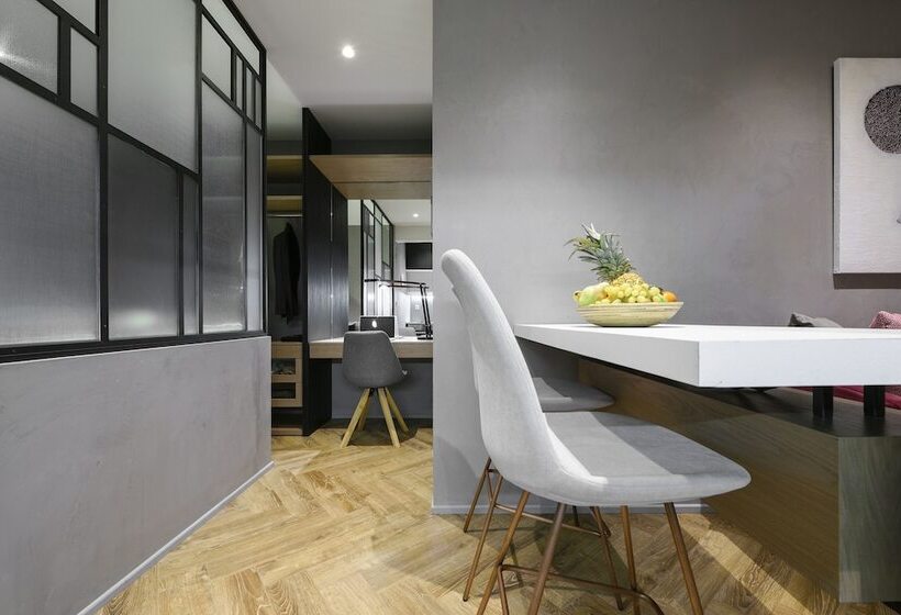 Olvios Luxury Suites