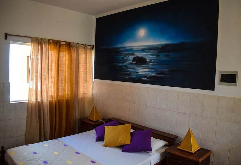 تختخواب و صبحانه Pousada Da Lua