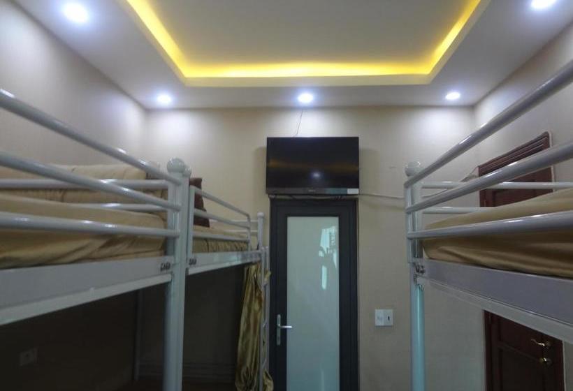 تختخواب و صبحانه Viet Village Hotel & Travel