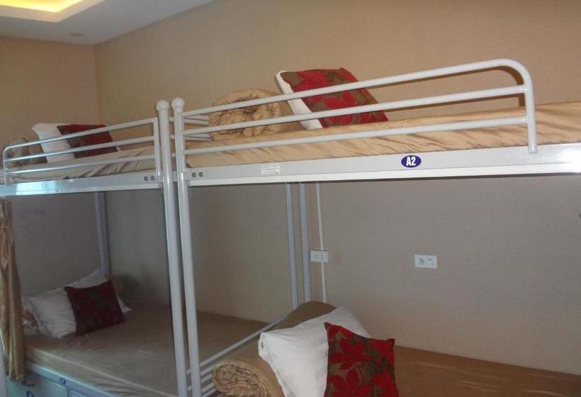 تختخواب و صبحانه Viet Village Hotel & Travel