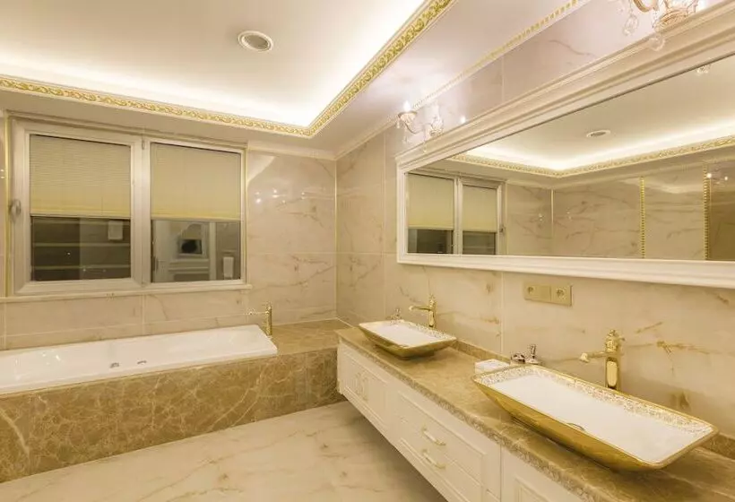 Kule Hotel & Spa