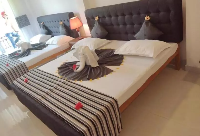 Hotel Sapid Luck Yala Safari