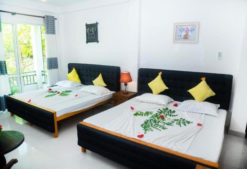 Hotel Sapid Luck Yala Safari