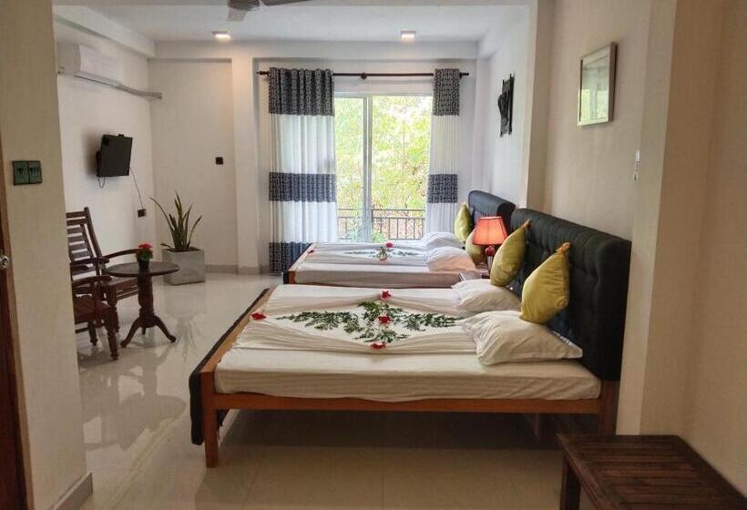 Hotel Sapid Luck Yala Safari