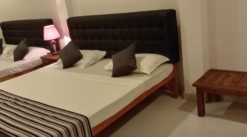 Hotel Sapid Luck Yala Safari