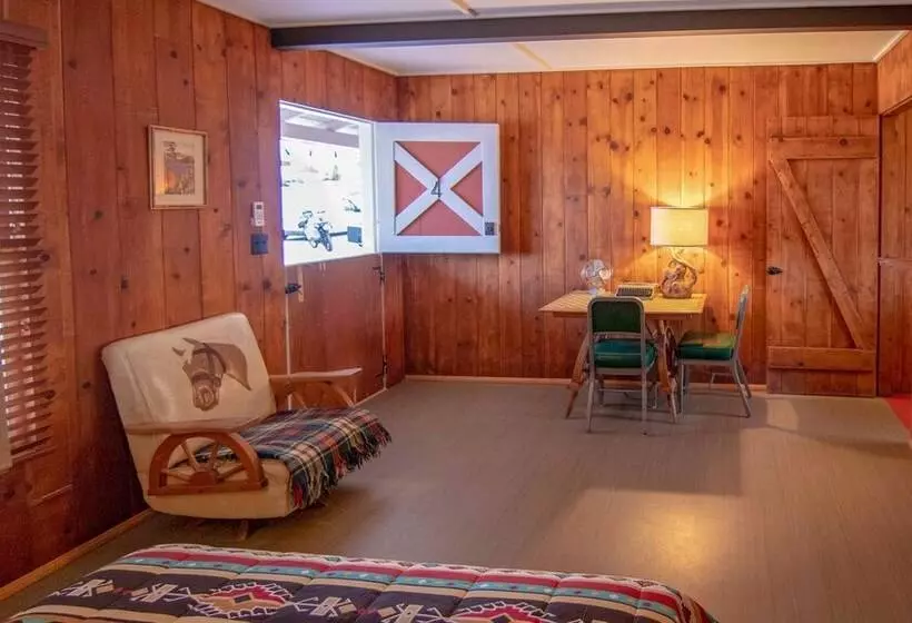 Motelli Joshua Tree Ranch House
