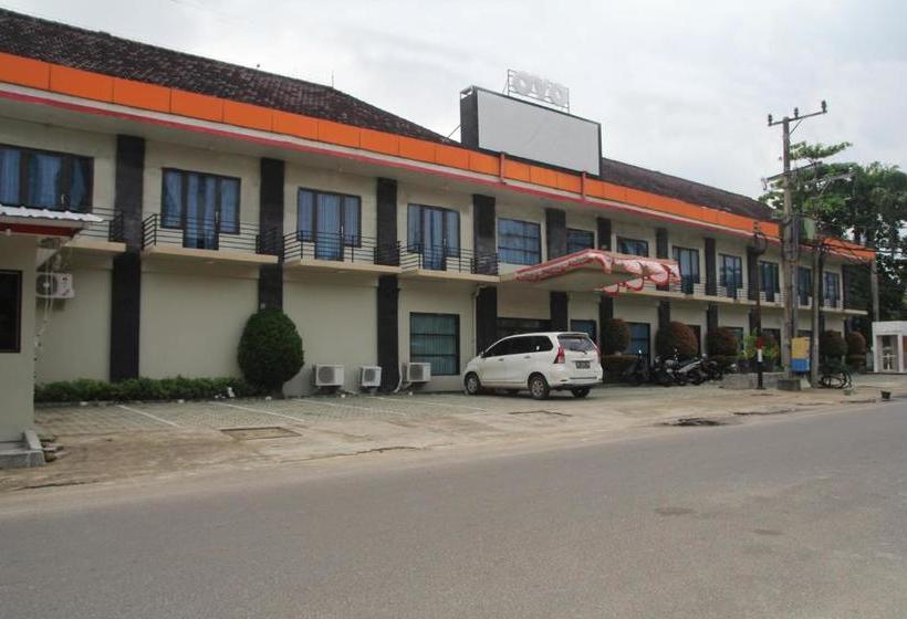 בית מלון כפרי Oyo 2104 Grand Sabrina