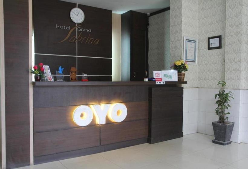 בית מלון כפרי Oyo 2104 Grand Sabrina