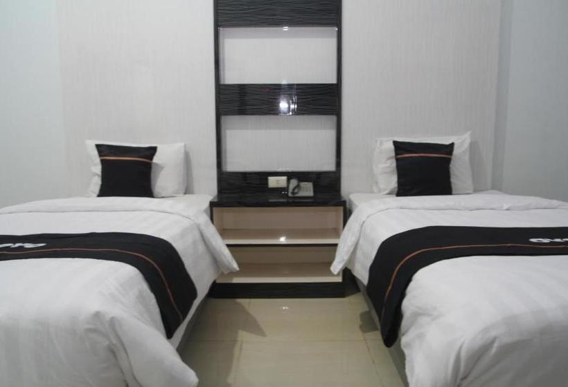 בית מלון כפרי Oyo 2104 Grand Sabrina