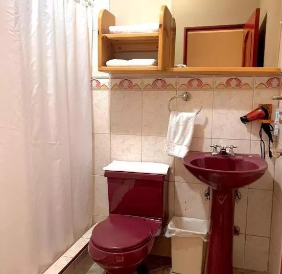 پانسیون Hostal Quil