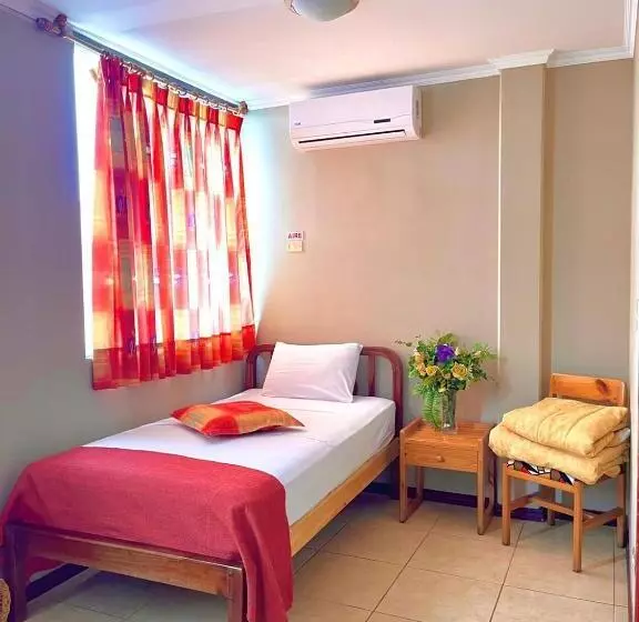 پانسیون Hostal Quil