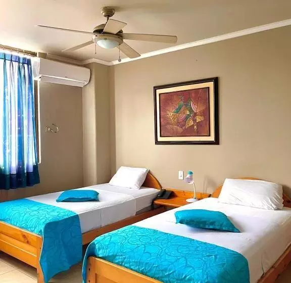 پانسیون Hostal Quil