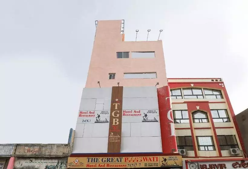 هتل Spot On 63277 The Great Bhagvati