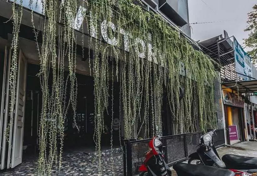 Majatalo Koolkost @ Jalan Dr Mansyur Medan