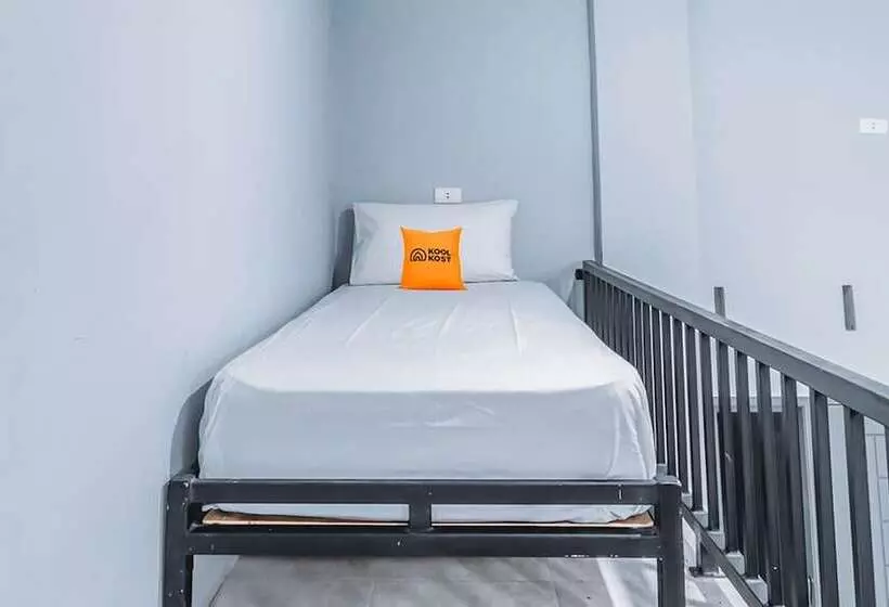 Majatalo Koolkost @ Jalan Dr Mansyur Medan