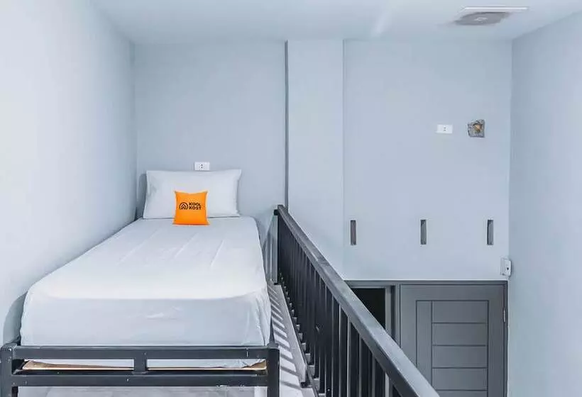 Majatalo Koolkost @ Jalan Dr Mansyur Medan