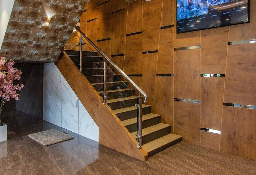 酒店 Hometown Near Sion