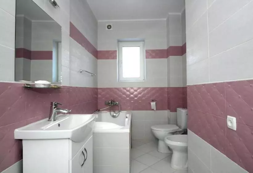 Majatalo гостьовий дім Tauer