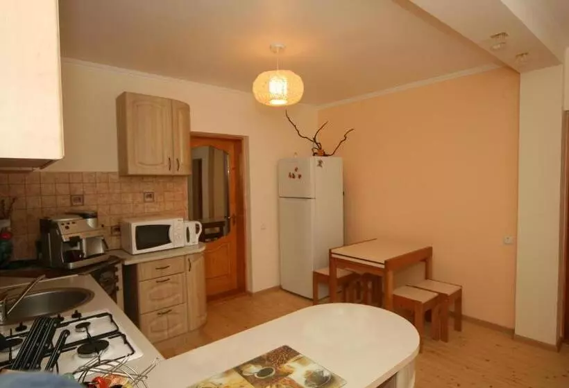 Majatalo гостьовий дім Tauer