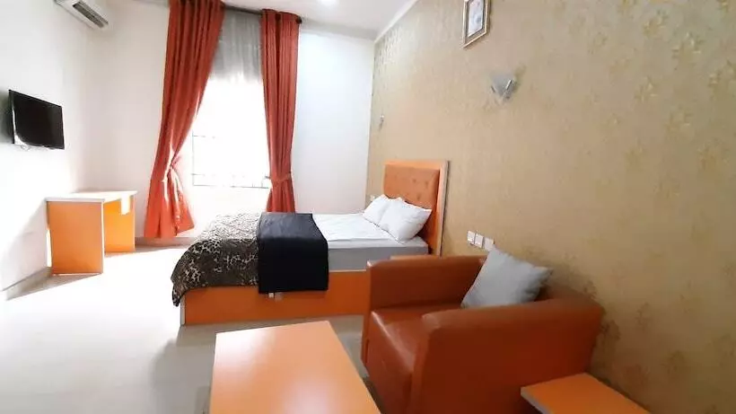 Greenwood Court Hotels & Suites