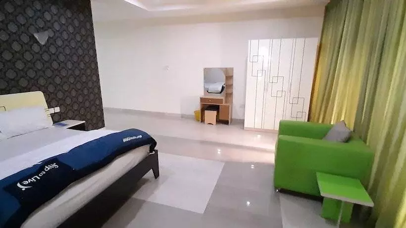 Greenwood Court Hotels & Suites