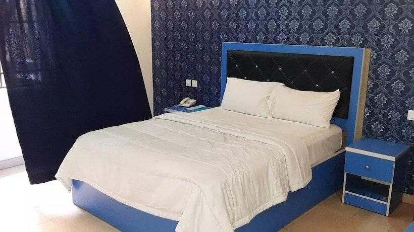 Greenwood Court Hotels & Suites