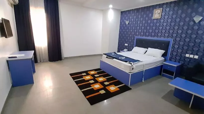 Greenwood Court Hotels & Suites