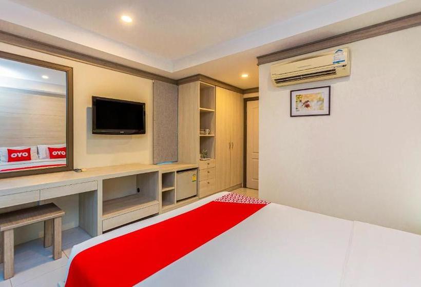 호텔 Oyo 380 Jomthong Mansion