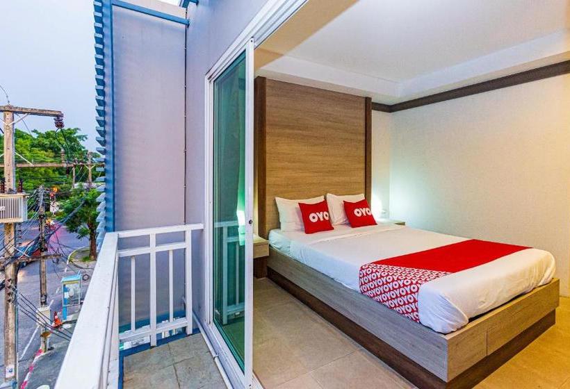 호텔 Oyo 380 Jomthong Mansion