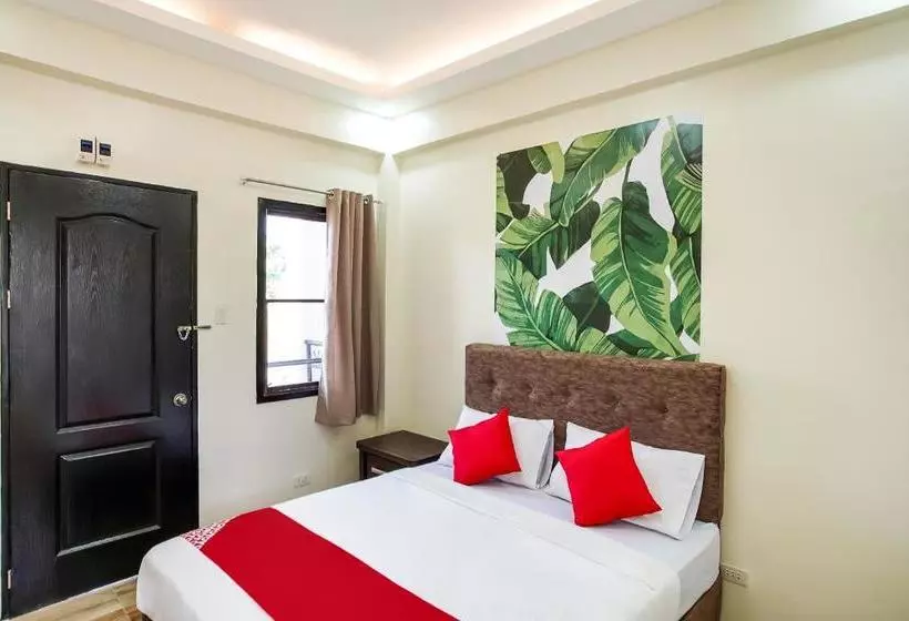 Hotelli Oyo 458 Kathy S Home Garden Suites