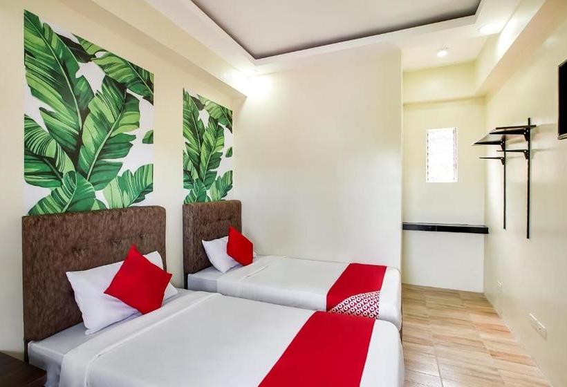 בית מלון כפרי Oyo 458 Kathy S Home Garden Suites